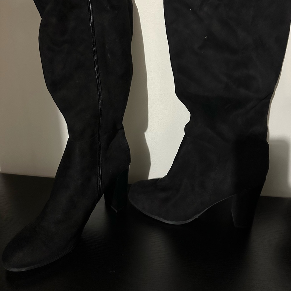 Forever 21 Black Heeled Boots